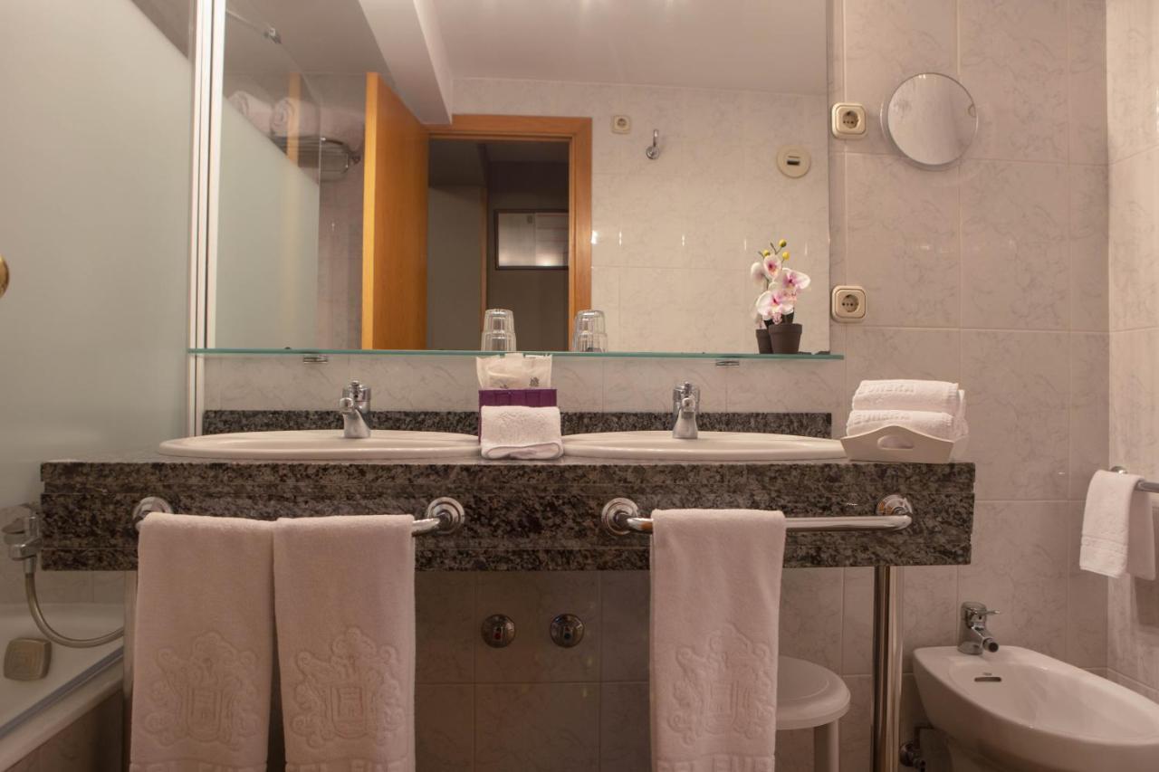 Yomo Eureka Hotel Андора ла Веля Екстериор снимка