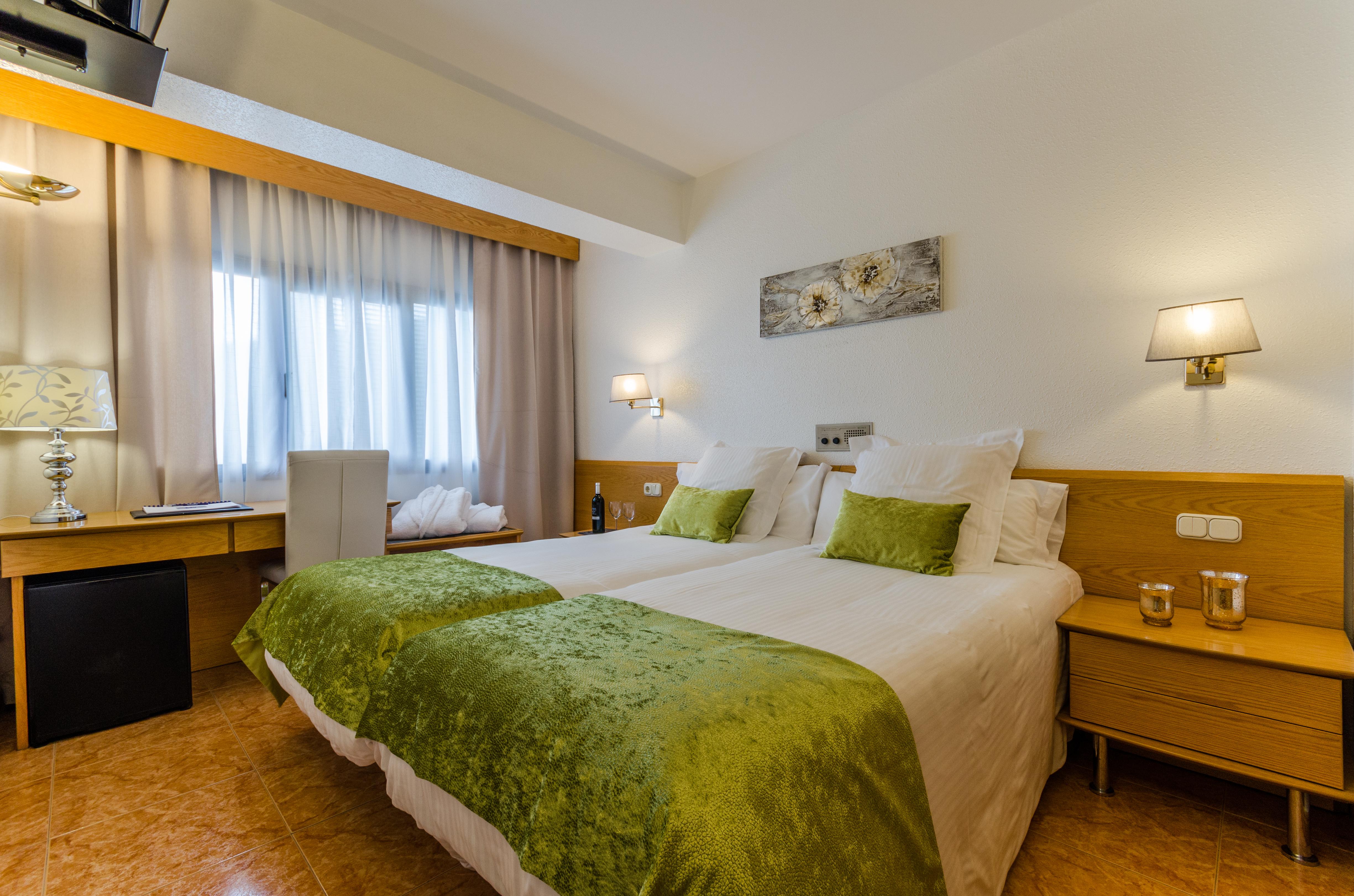 Yomo Eureka Hotel Андора ла Веля Екстериор снимка