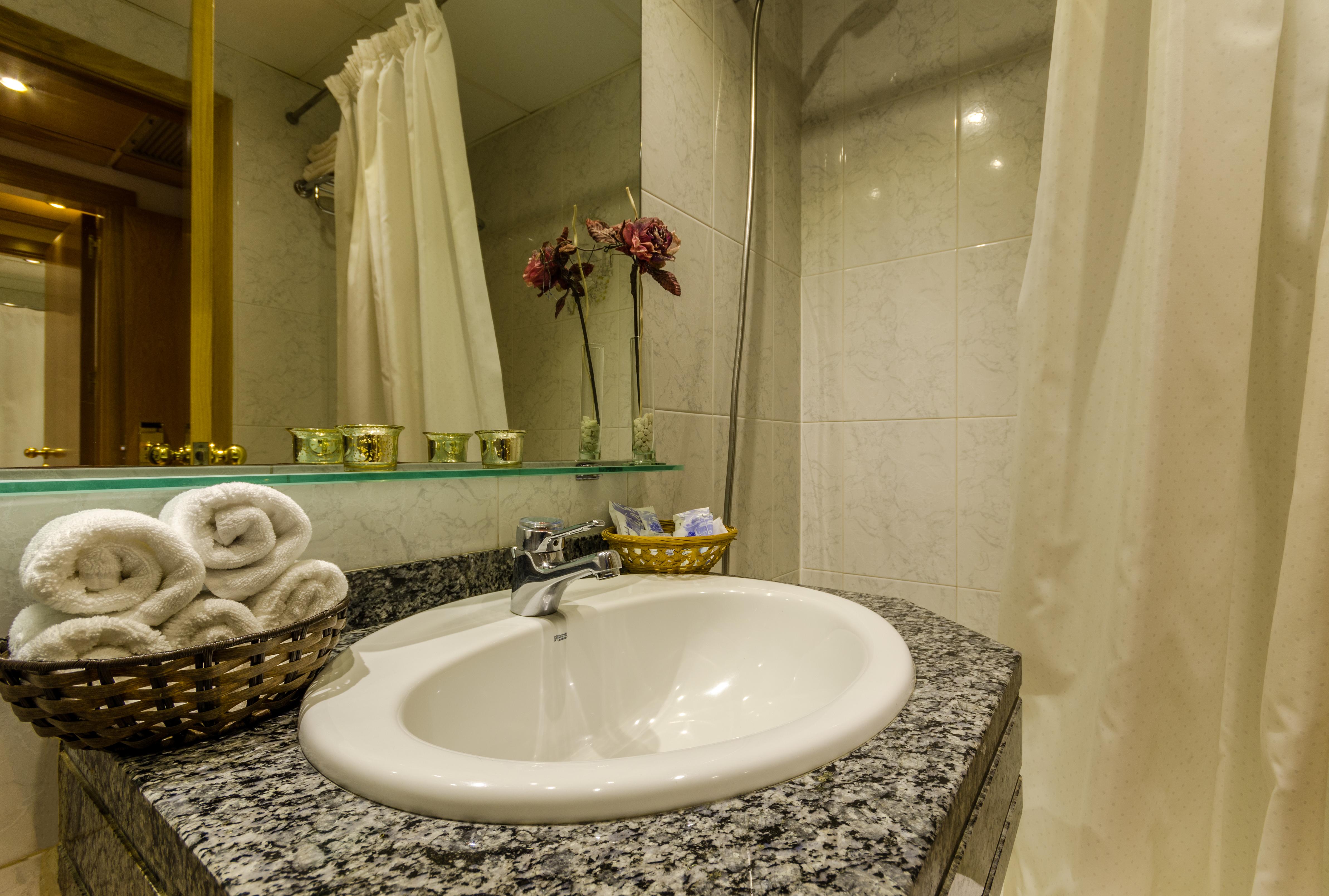Yomo Eureka Hotel Андора ла Веля Екстериор снимка