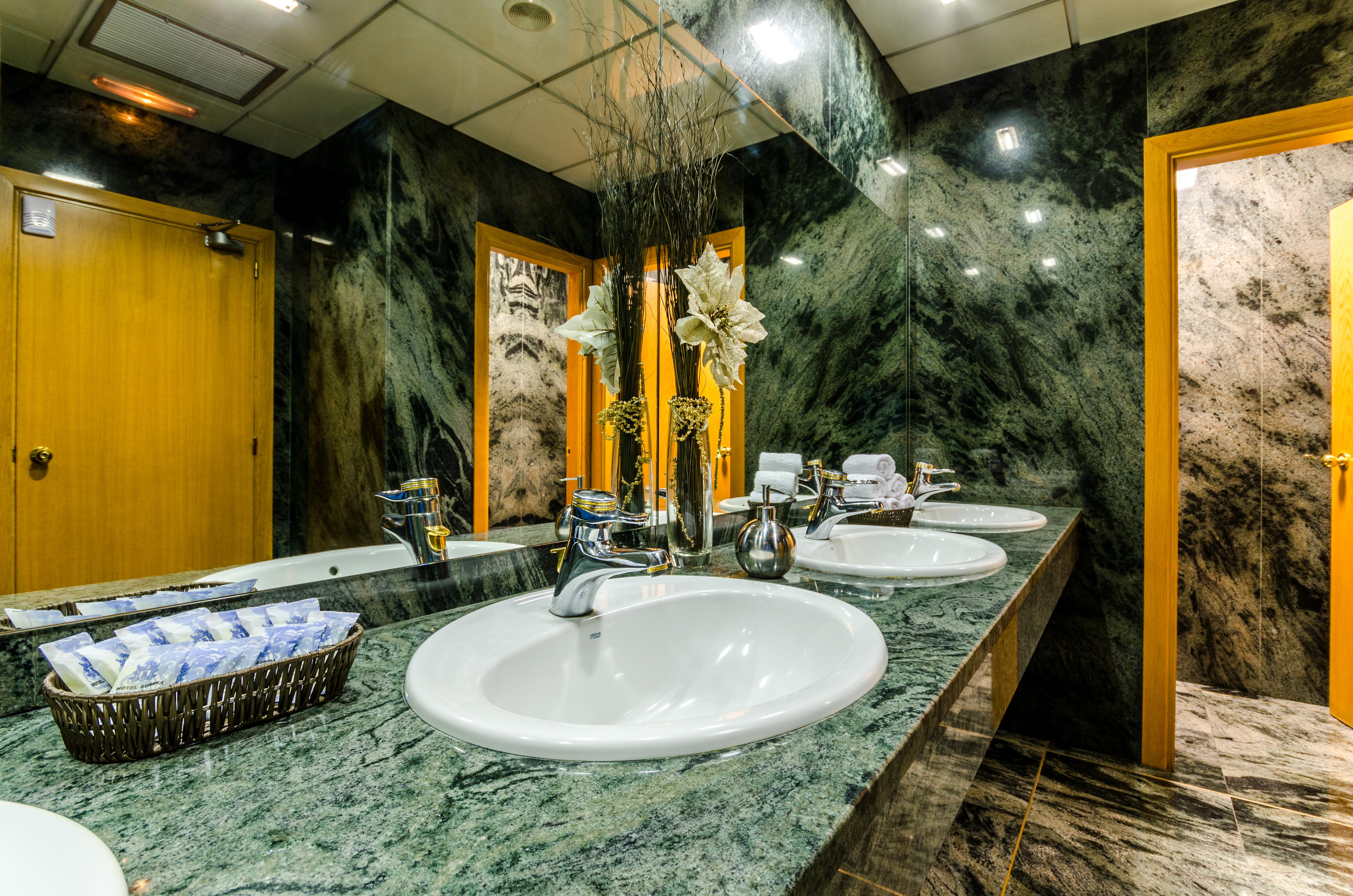 Yomo Eureka Hotel Андора ла Веля Екстериор снимка