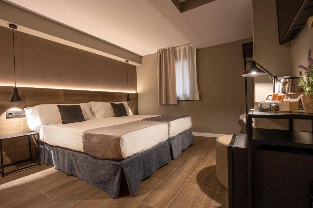 Yomo Eureka Hotel Андора ла Веля Екстериор снимка