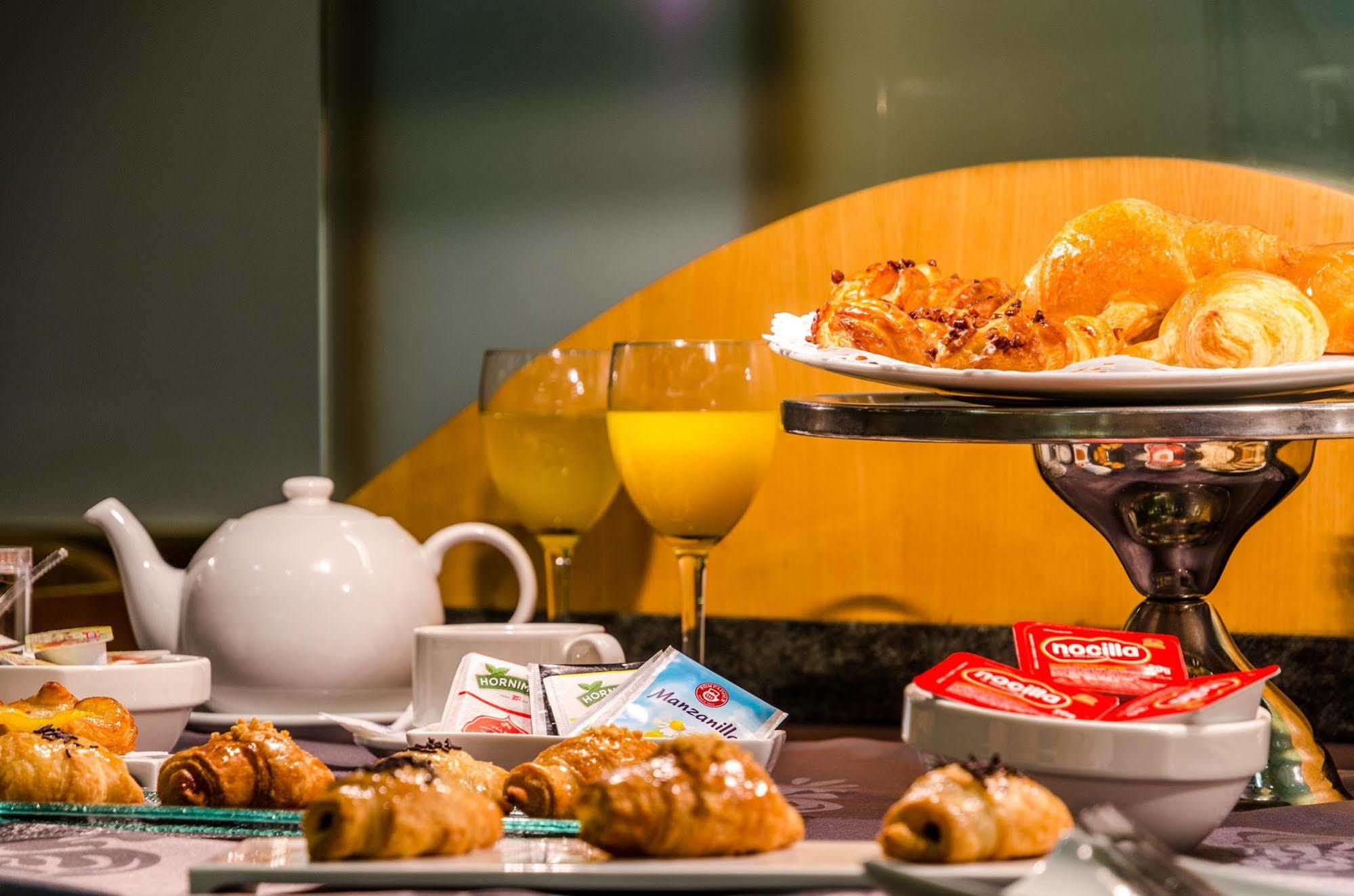 Yomo Eureka Hotel Андора ла Веля Екстериор снимка